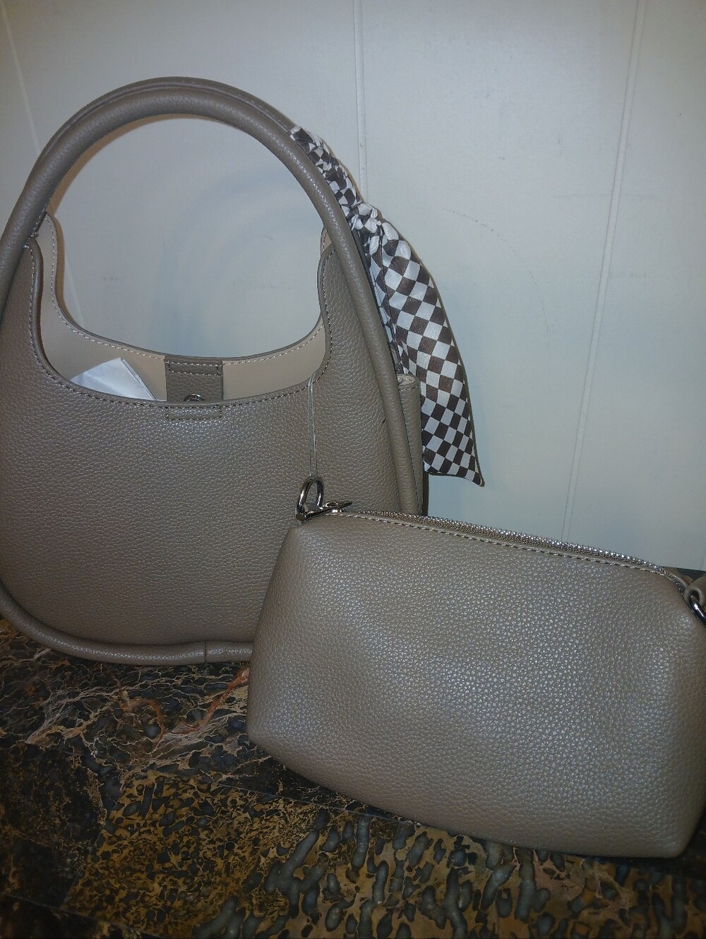 Unbranded pebbled handbag and pouch with scarf handle